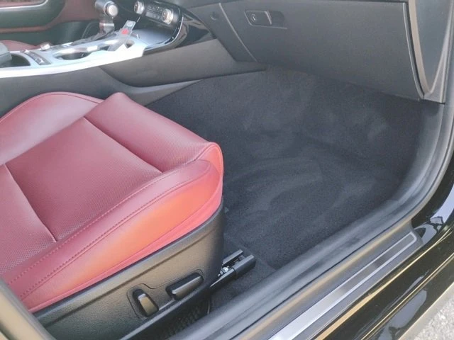 2022 Kia Stinger GT - Image 14 of 20