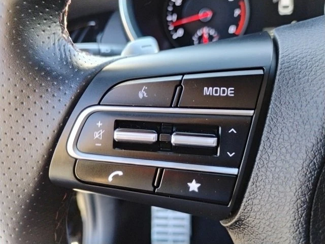 2022 Kia Stinger GT - Image 19 of 20