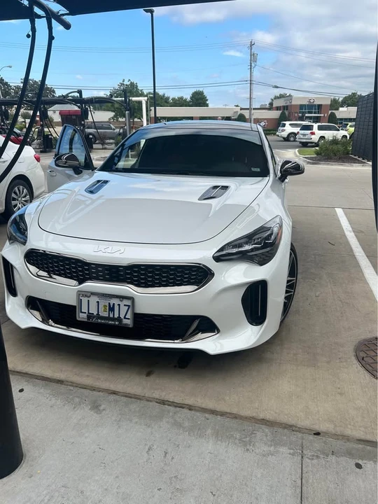 2022 Kia Stinger GT - Image 4 of 14