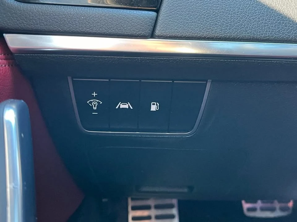 2022 Kia Stinger GT - Image 14 of 20