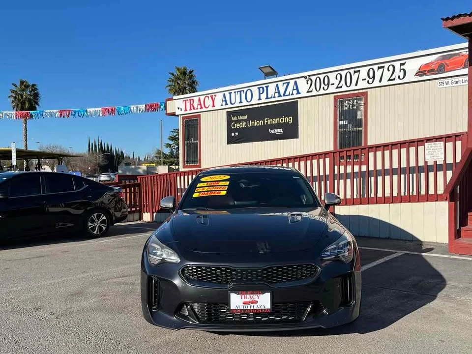 2022 Kia Stinger GT - Image 2 of 20