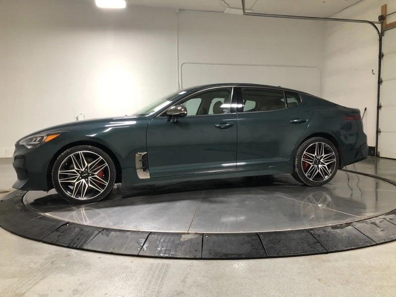2022 Kia Stinger GT - Image 4 of 17