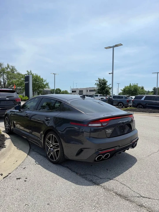 2022 Kia Stinger GT - Image 4 of 10