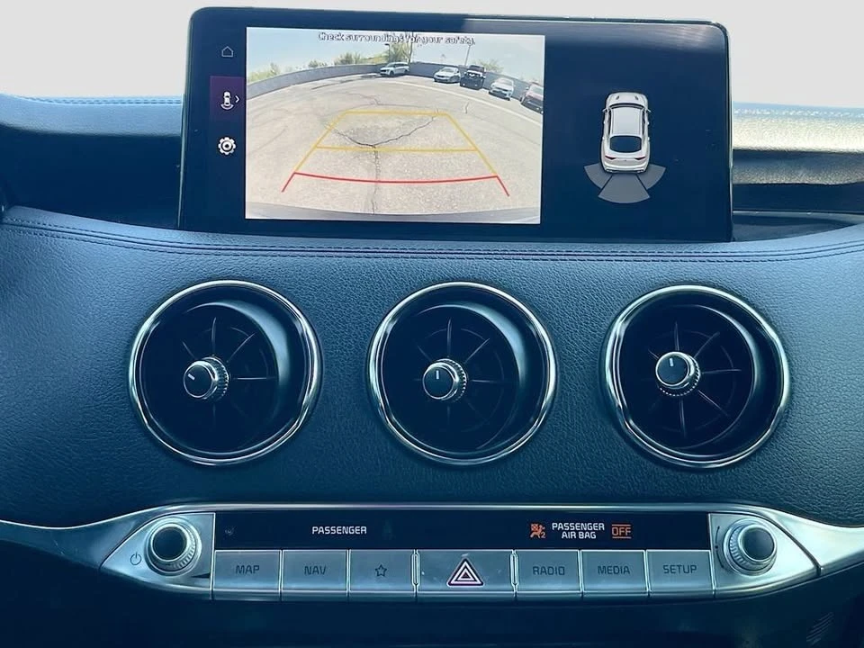 2022 Kia Stinger GT - Image 14 of 20