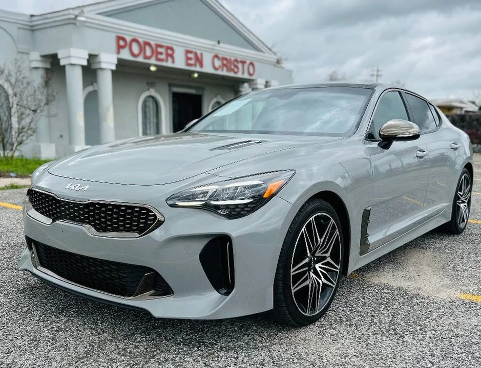 2022 Kia Stinger GT - Image 2 of 14