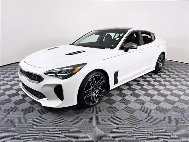 2022 Kia Stinger GT - Image 3 of 7