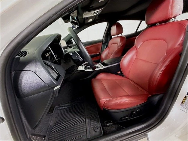 2022 Kia Stinger GT - Image 5 of 7