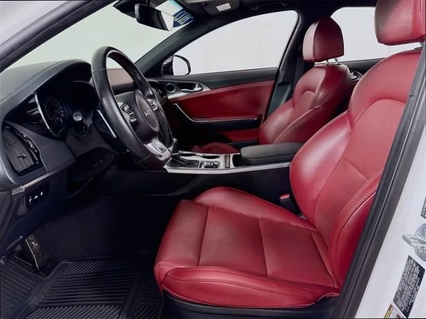 2022 Kia Stinger GT - Image 6 of 7