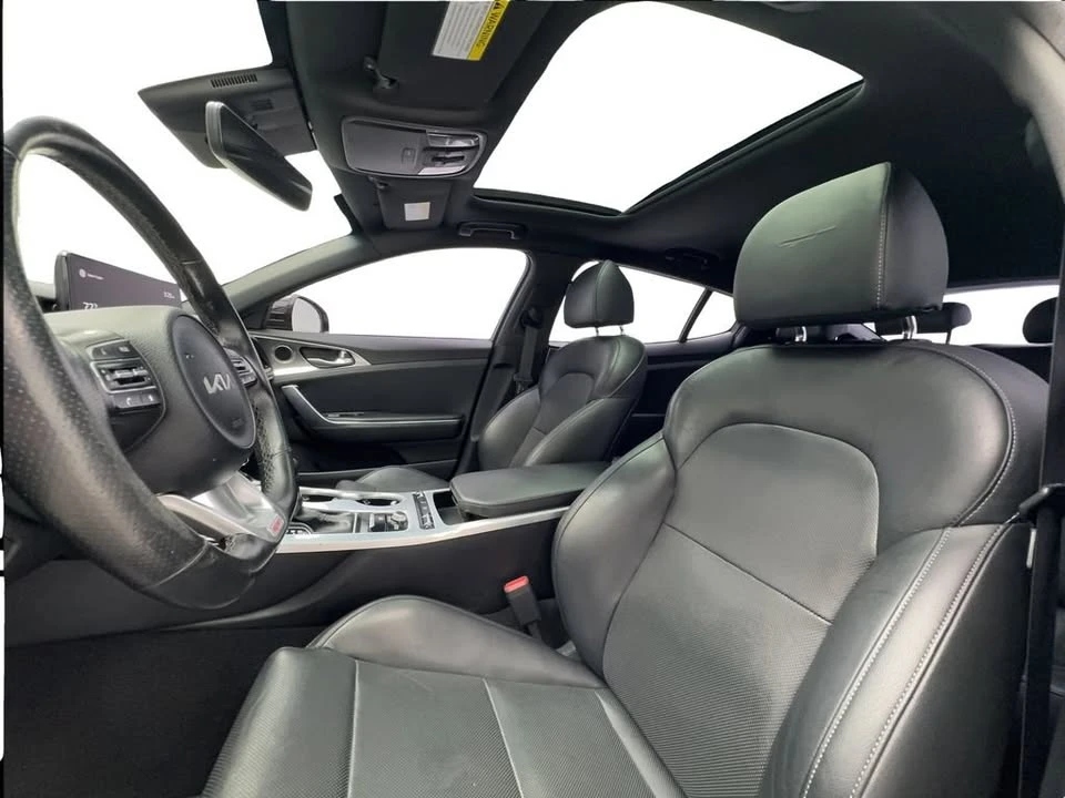 2022 Kia Stinger GT - Image 19 of 20