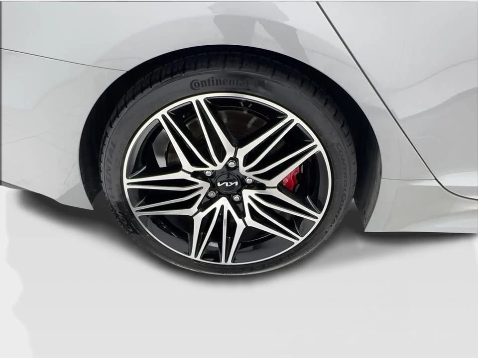 2022 Kia Stinger GT - Image 16 of 20
