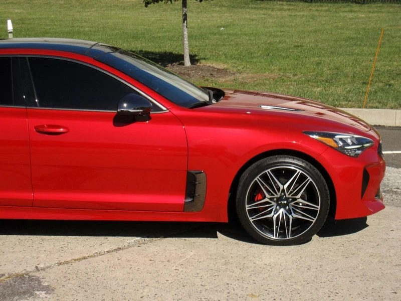 2022 Kia Stinger GT - Image 7 of 12