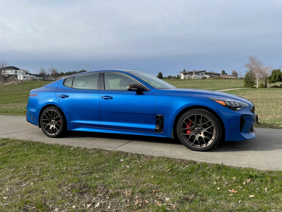 2022 Kia Stinger GT - Image 19 of 31