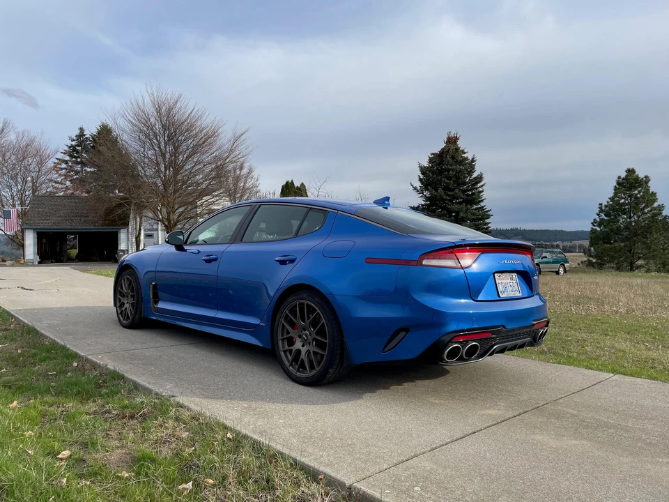 2022 Kia Stinger GT - Image 13 of 31