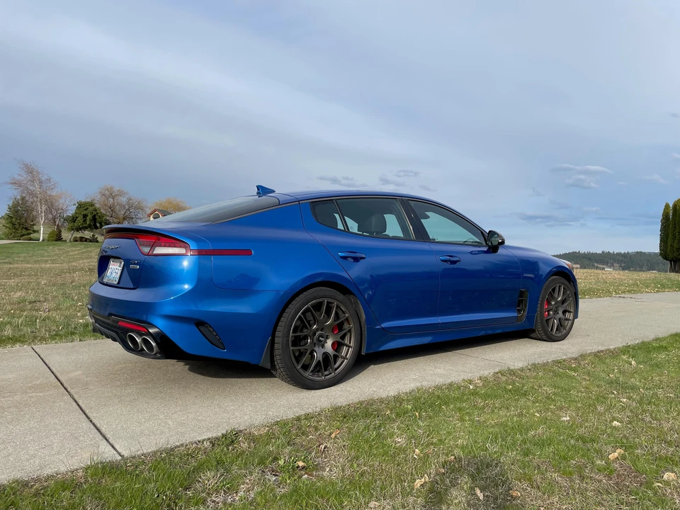 2022 Kia Stinger GT - Image 16 of 31