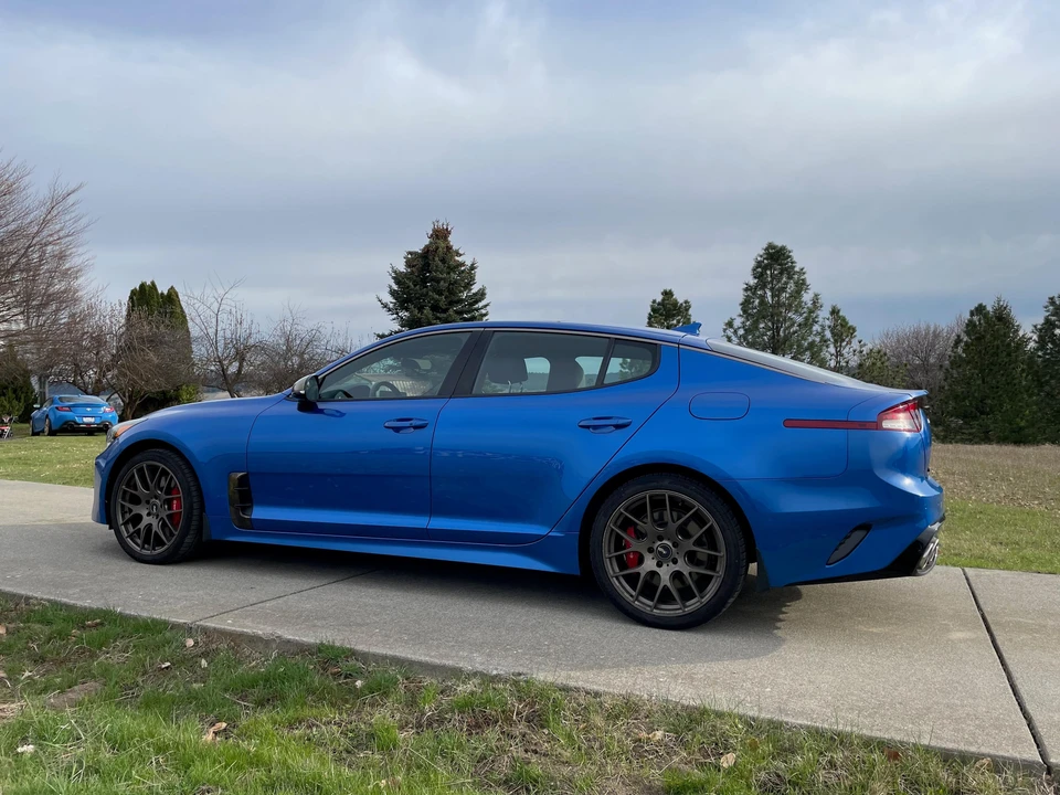 2022 Kia Stinger GT - Image 12 of 31