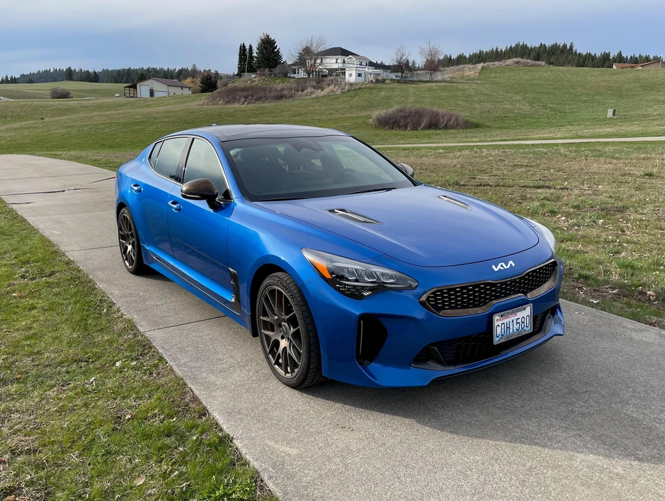 2022 Kia Stinger GT - Image 20 of 31