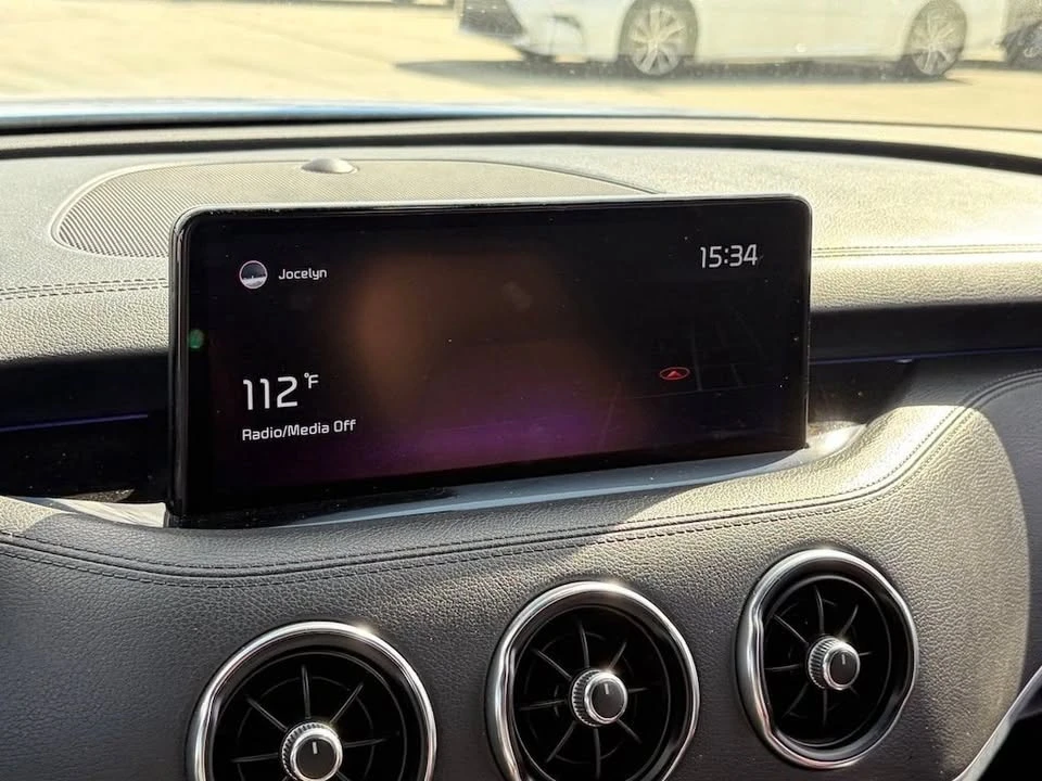 2022 Kia Stinger GT - Image 11 of 14
