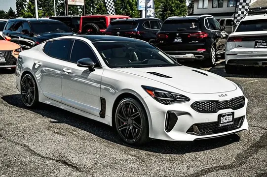 2022 Kia Stinger GT1
