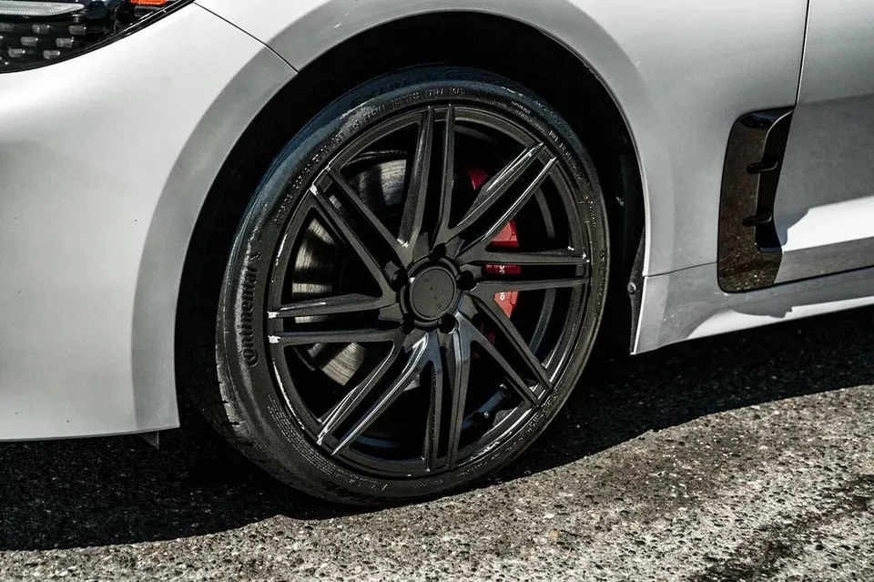2022 Kia Stinger - Image 11 of 17