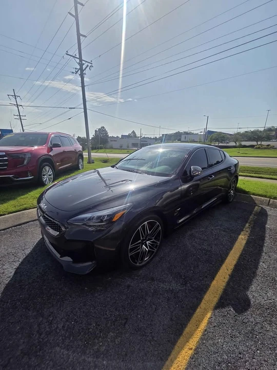 2022 Kia Stinger GT - Image 2 of 6