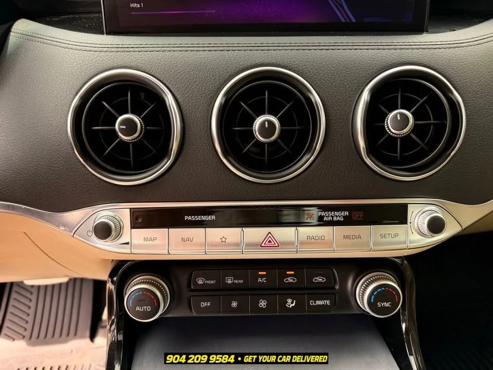 2022 Kia Stinger GT - Image 19 of 20