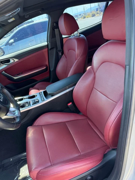 2022 Kia Stinger GT - Image 8 of 14