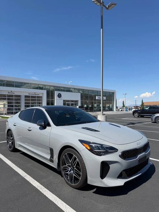 2022 Kia Stinger GT - Image 4 of 14