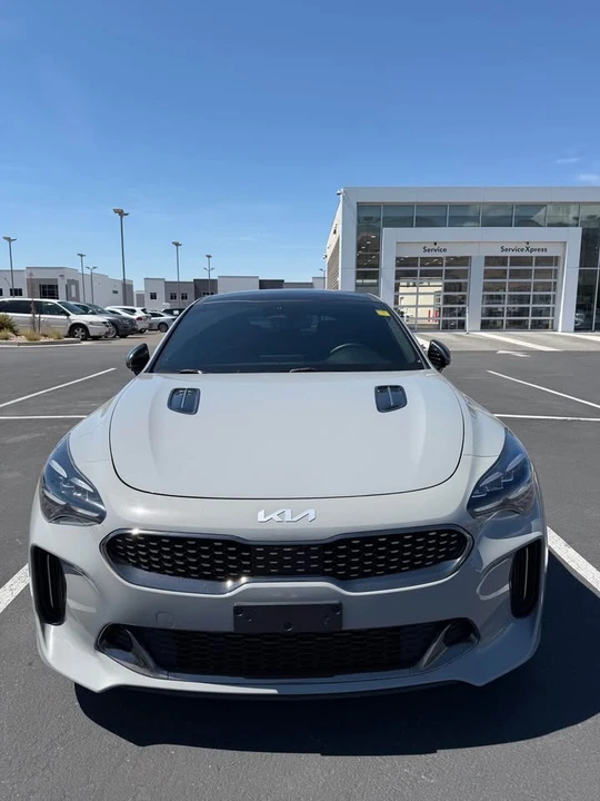 2022 Kia Stinger GT - Image 5 of 14
