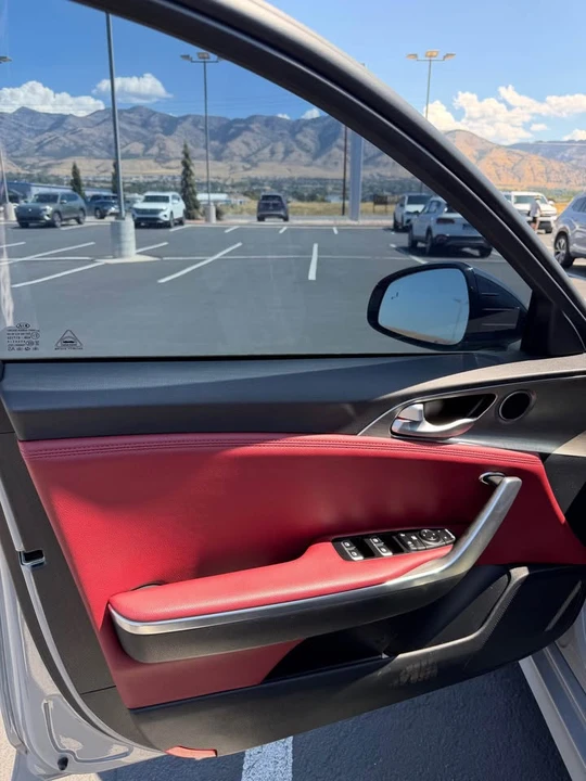 2022 Kia Stinger GT - Image 6 of 14