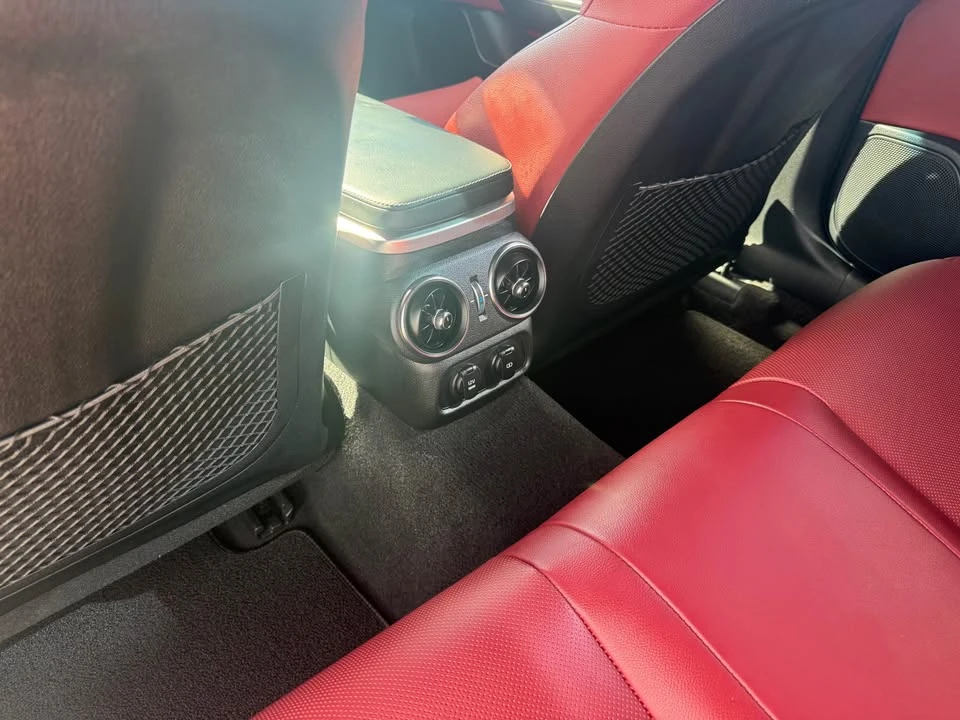 2022 Kia Stinger GT - Image 6 of 12