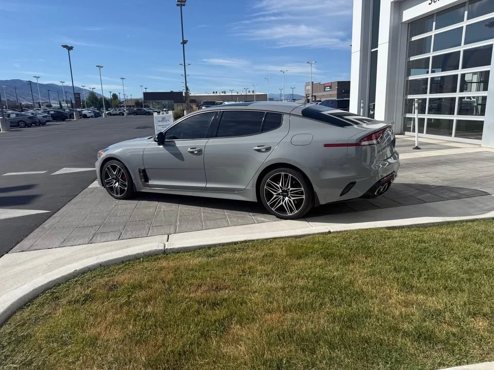 2022 Kia Stinger GT - Image 2 of 12