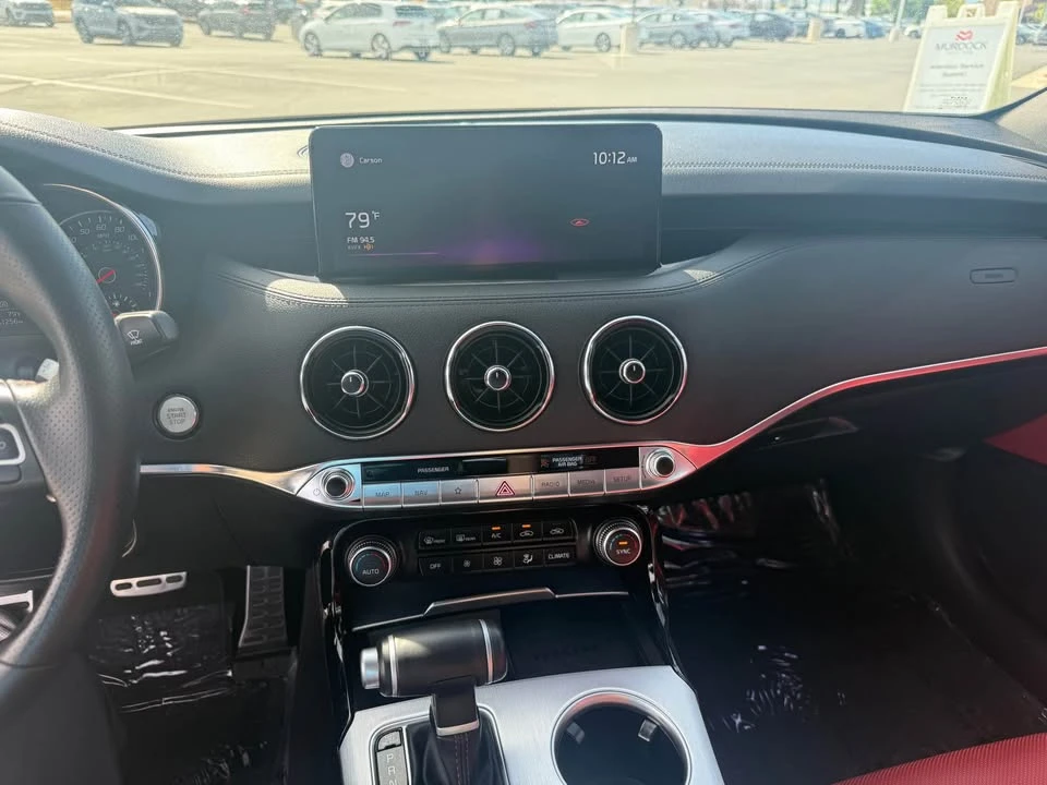 2022 Kia Stinger GT - Image 10 of 12