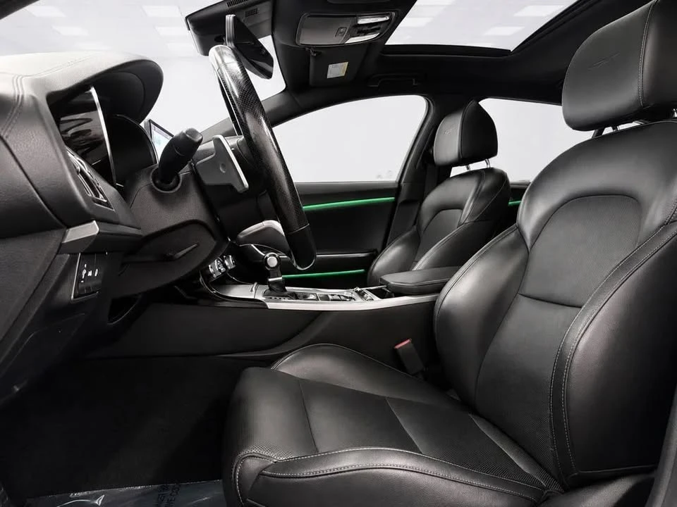2022 Kia Stinger GT - Image 16 of 20