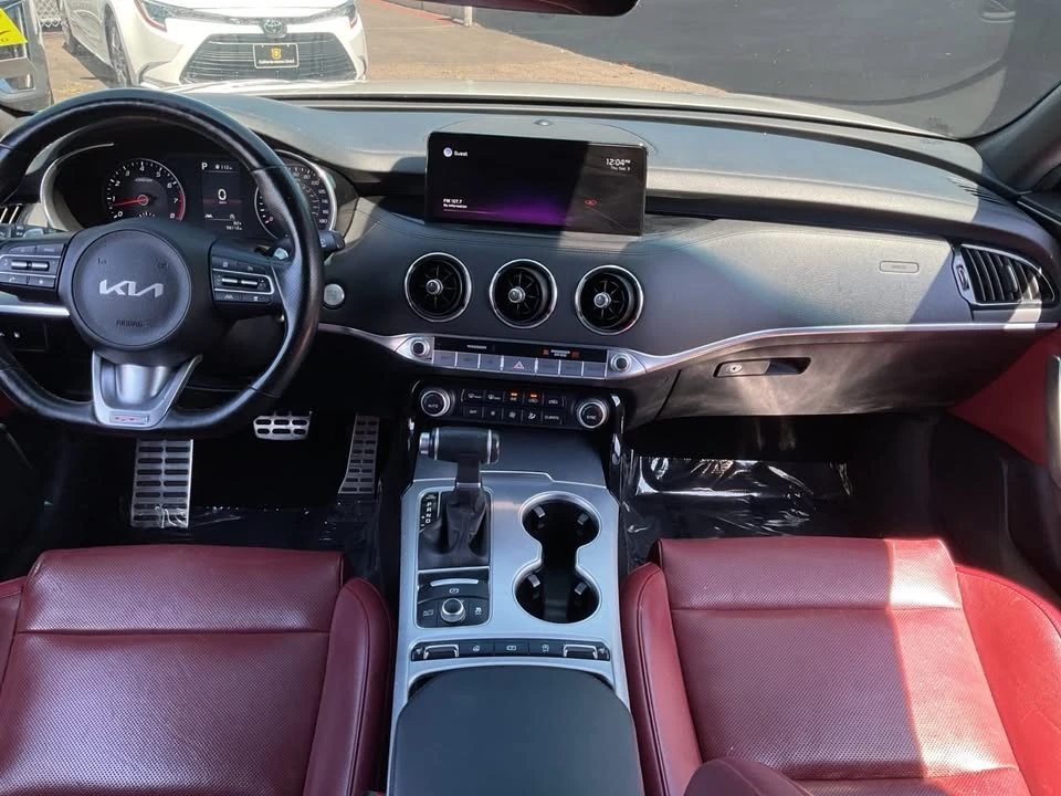 2022 Kia Stinger GT - Image 15 of 20