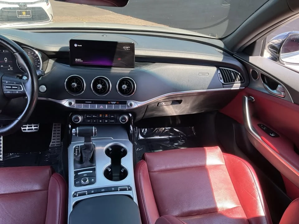 2022 Kia Stinger GT - Image 16 of 20