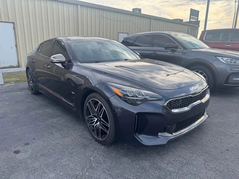 2022 Kia Stinger GT - Image 2 of 14