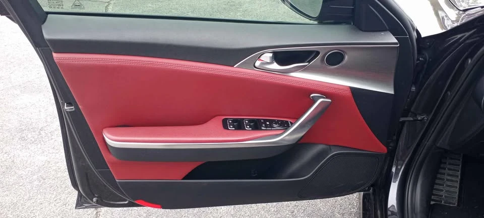 2022 Kia Stinger GT - Image 9 of 11
