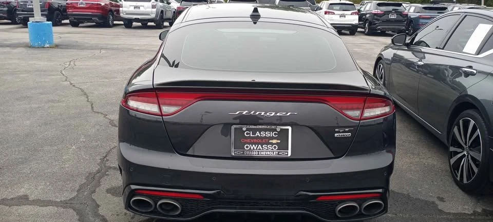 2022 Kia Stinger GT - Image 5 of 11