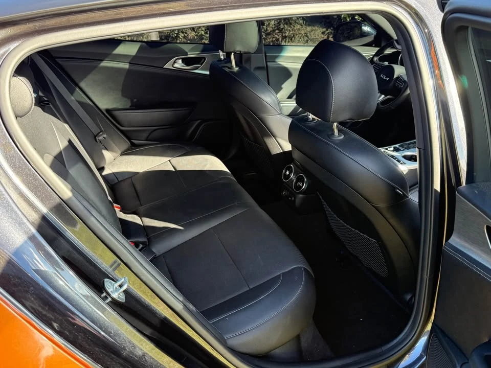 2022 Kia Stinger GT - Image 5 of 8