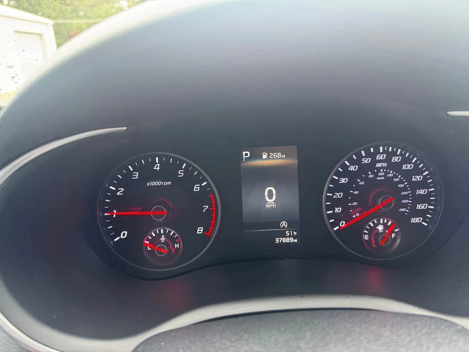 2022 Kia Stinger GT - Image 8 of 9