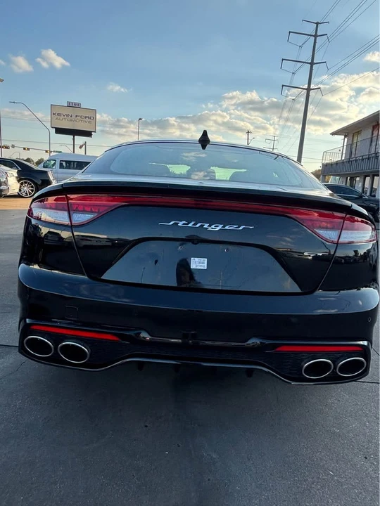 2022 Kia Stinger GT - Image 2 of 8