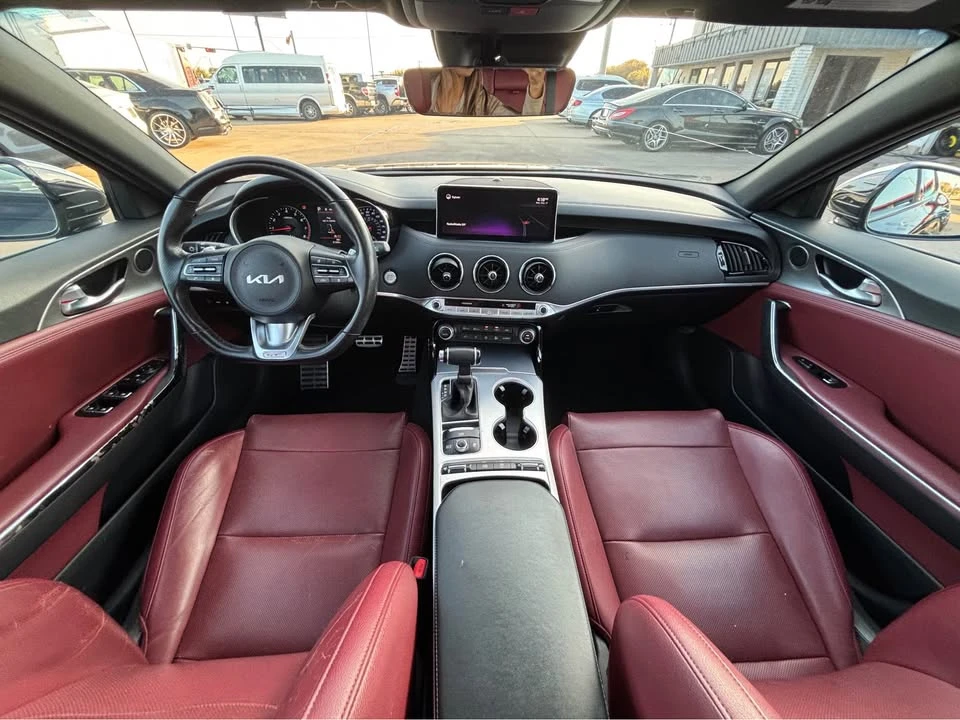 2022 Kia Stinger GT - Image 7 of 8