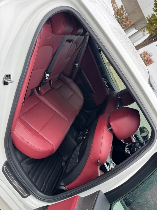 2022 Kia Stinger GT - Image 13 of 20