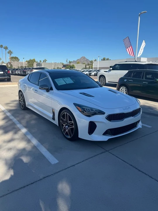 2022 Kia Stinger GT - Image 2 of 6