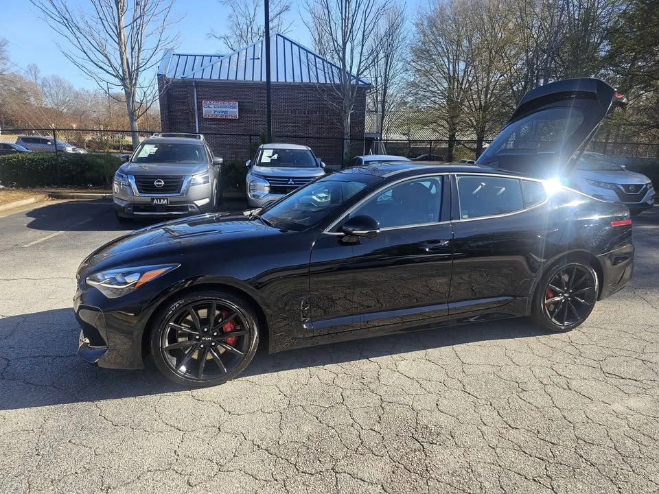 2022 Kia Stinger GT - Image 8 of 12