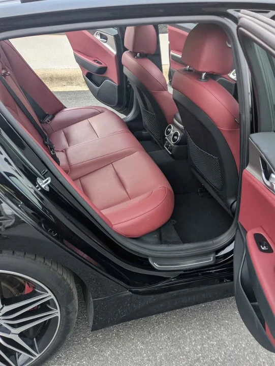 2022 Kia Stinger GT - Image 10 of 11