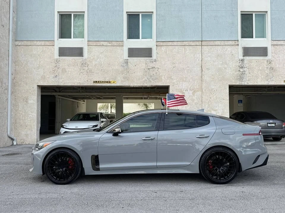 2022 Kia Stinger GT - Image 5 of 13