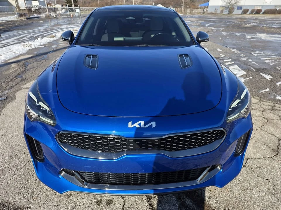 2022 Kia Stinger GT - Image 2 of 18