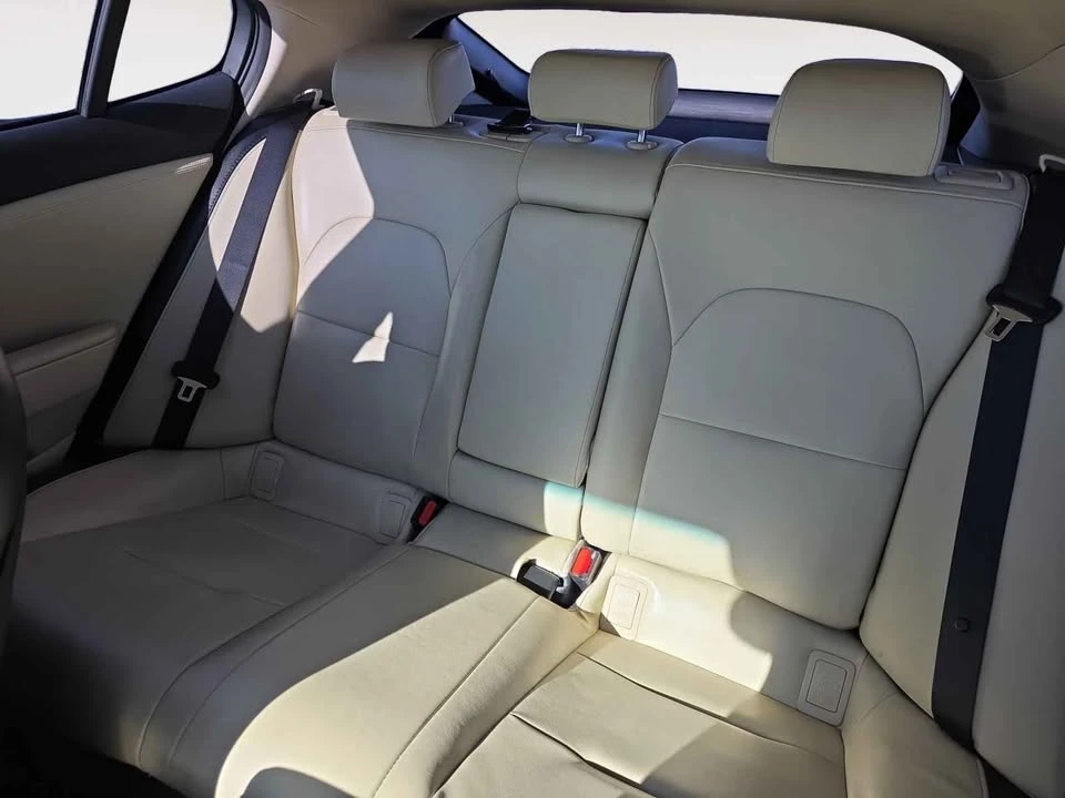 2022 Kia Stinger GT - Image 18 of 18