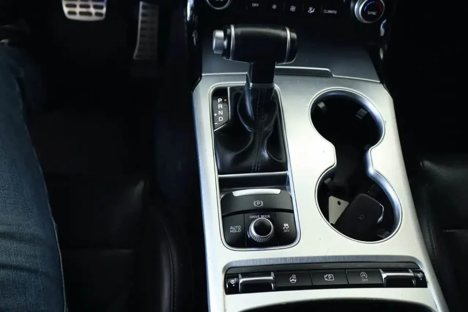2022 Kia Stinger GT - Image 6 of 10